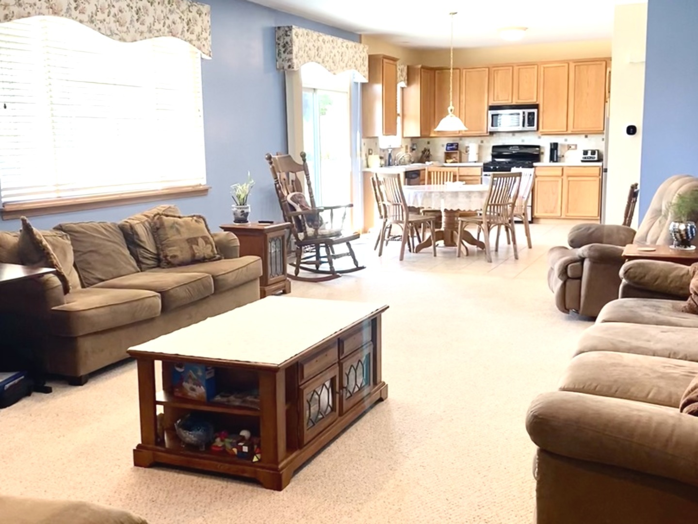 1056 Deertrail Court, Antioch, IL 60002