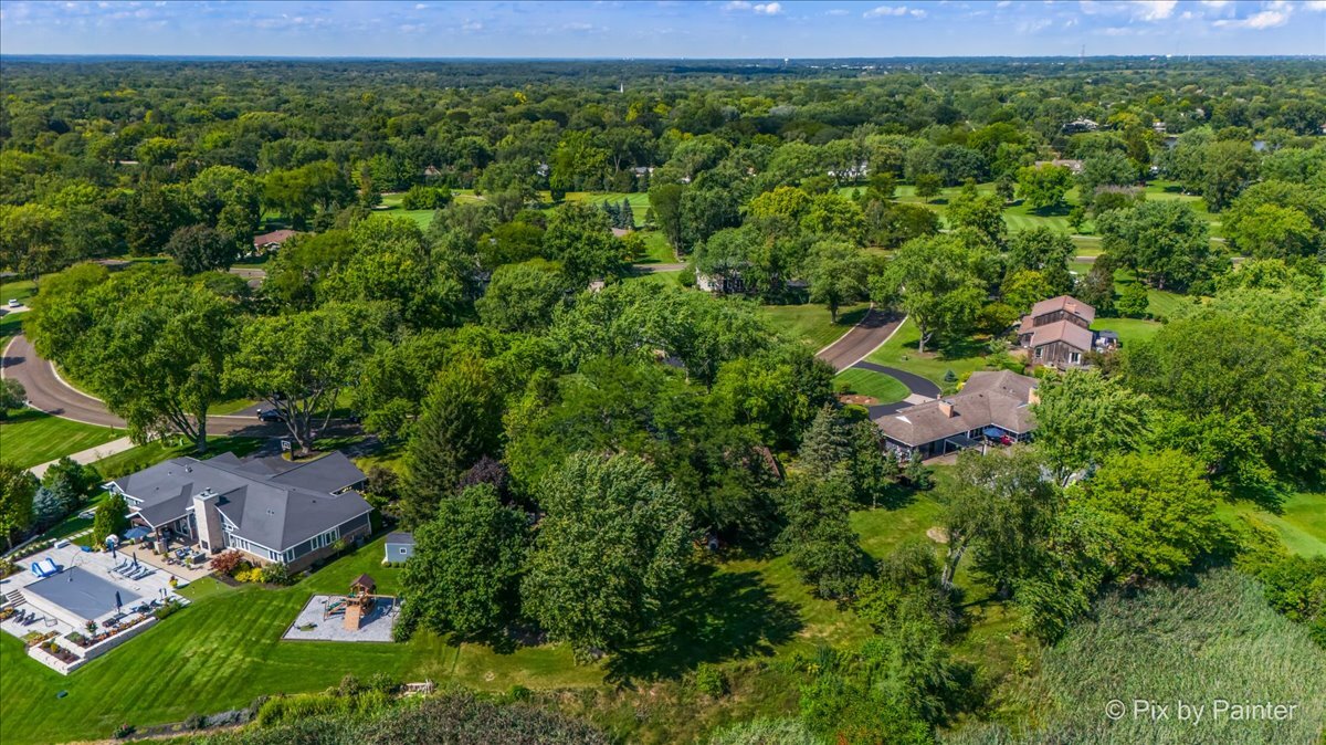 169 Crestview Court, Barrington, IL 60010