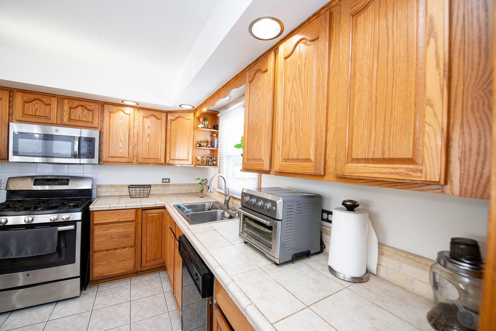 12507 S Tripp Avenue, Alsip, IL 60803