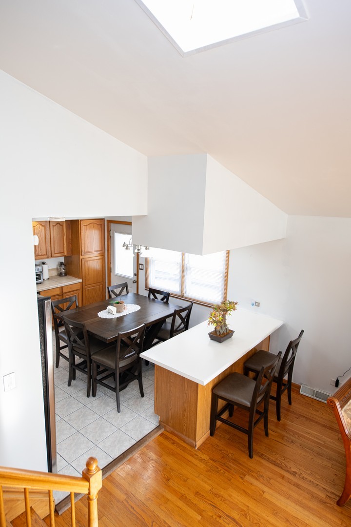 12507 S Tripp Avenue, Alsip, IL 60803