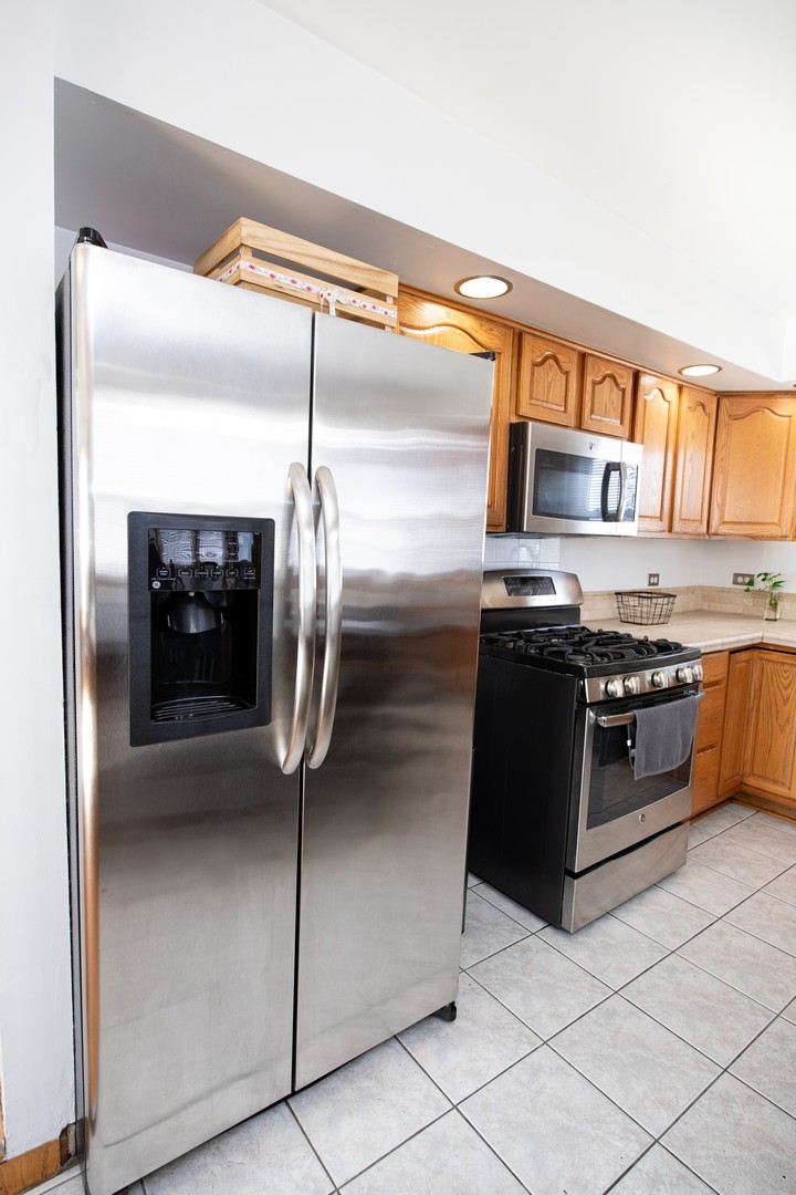 12507 S Tripp Avenue, Alsip, IL 60803