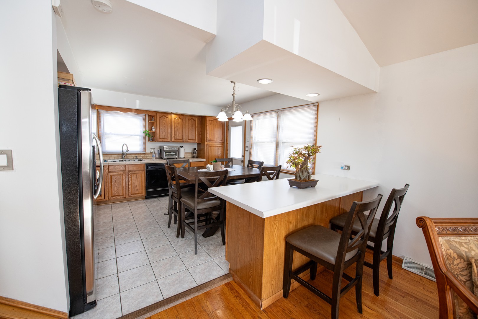 12507 S Tripp Avenue, Alsip, IL 60803