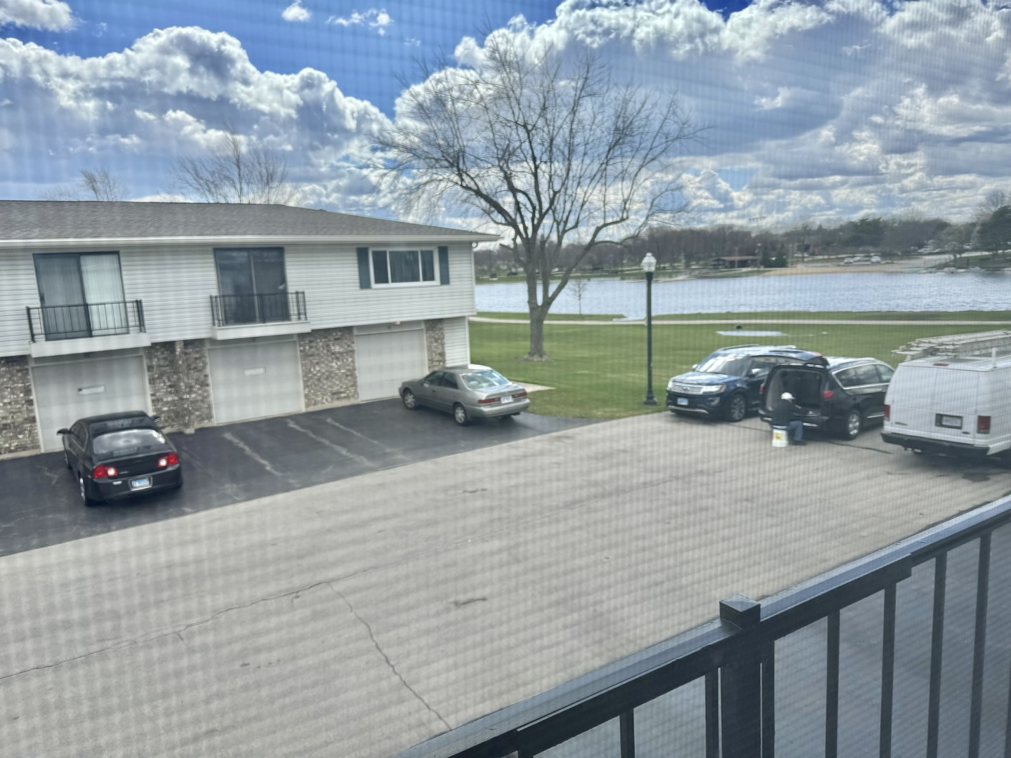 102 N Salem Drive #102, Schaumburg, IL 60194
