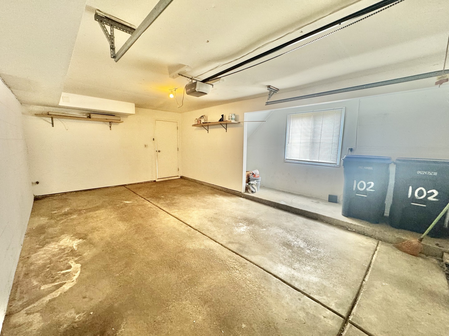 102 N Salem Drive #102, Schaumburg, IL 60194