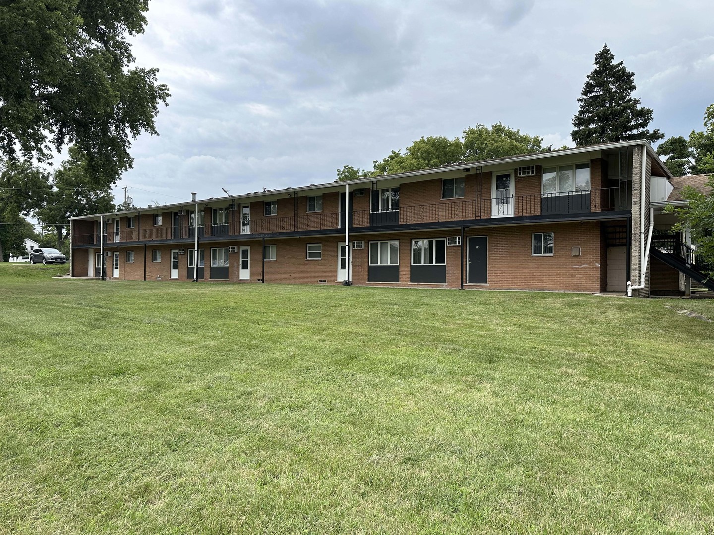 250 N Entrance Avenue #4B, Kankakee, IL 60901