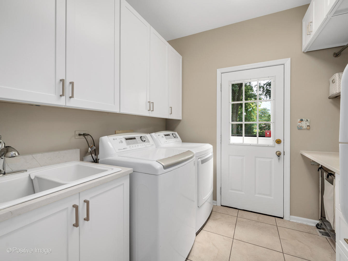1821 Limerick Court, Darien, IL 60561