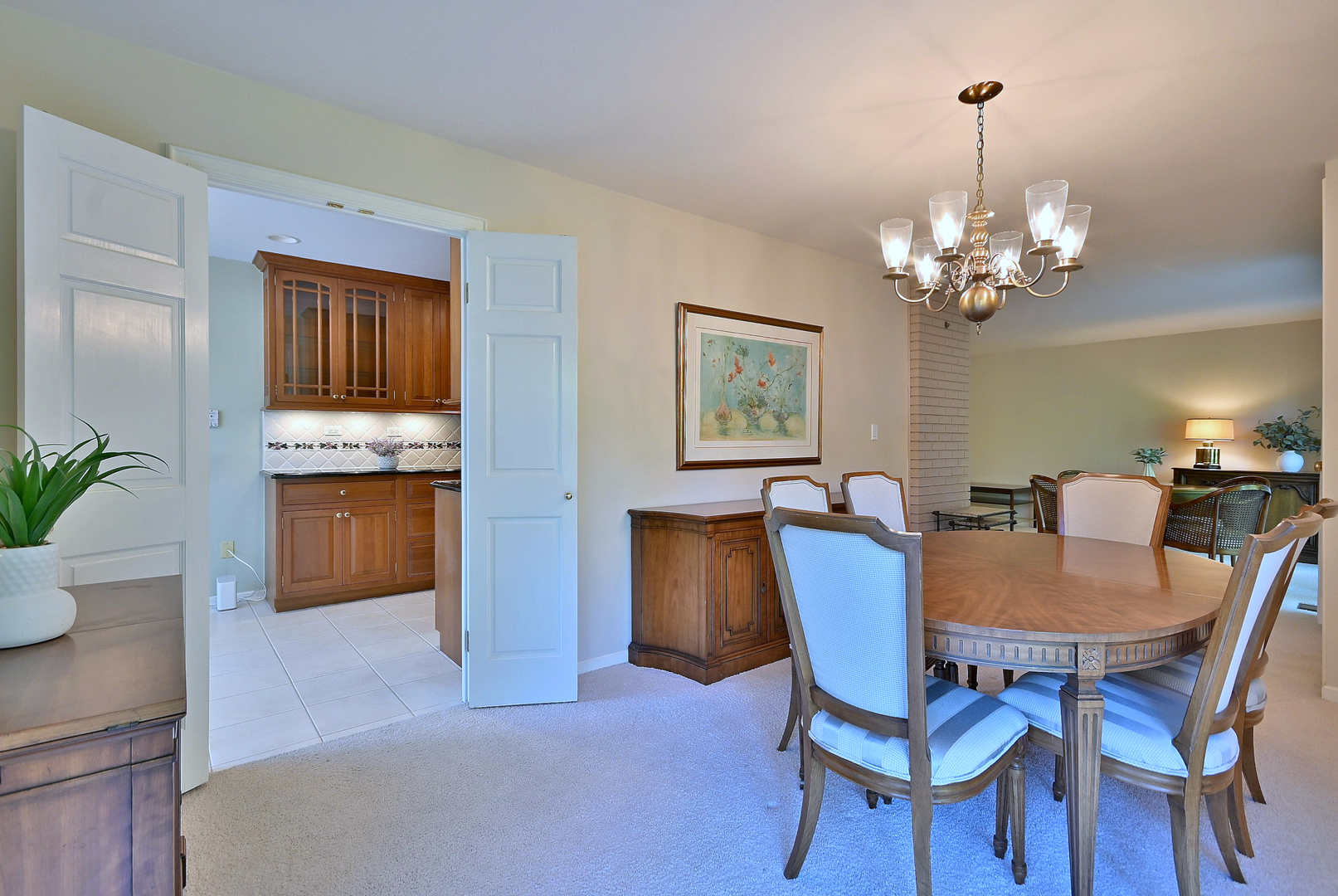 1 Oak Brook Club Drive #A105, Oak Brook, IL 60523