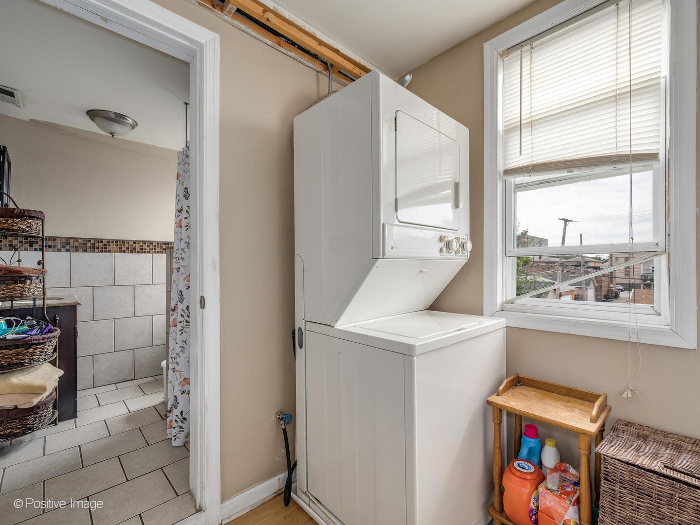 917 W 34th Place, Chicago, IL 60608