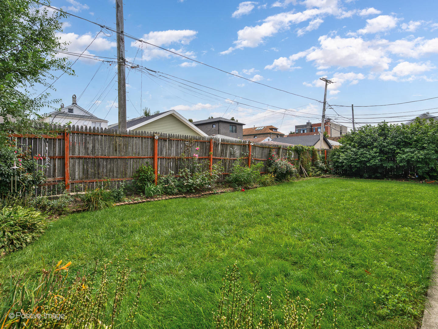 917 W 34th Place, Chicago, IL 60608