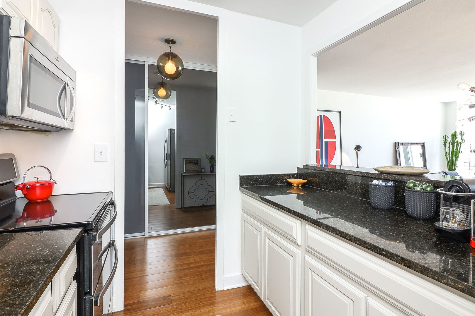 330 W DIVERSEY Avenue #1908, Chicago, IL 60657