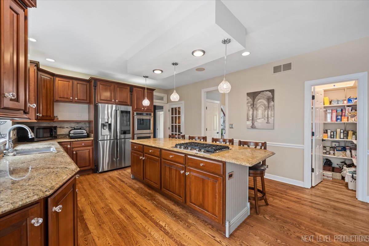 2321 Courtland Court, Aurora, IL 60502