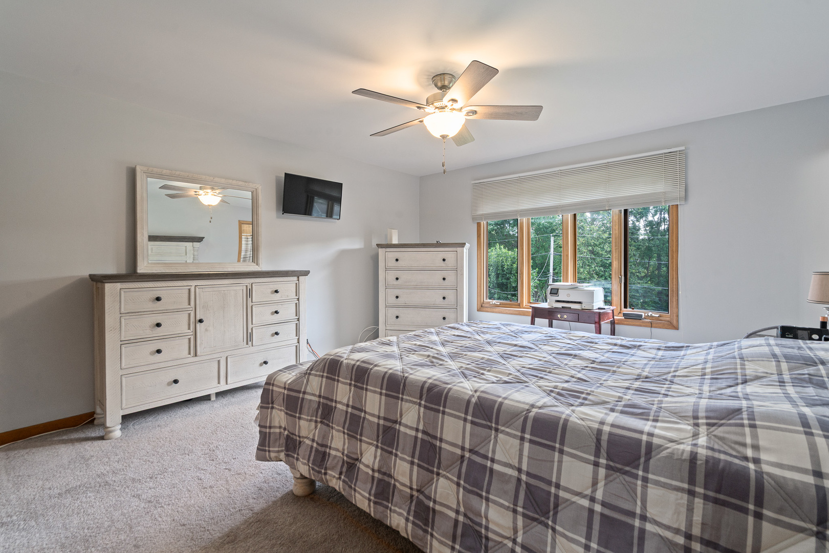 28W605 Barnes Avenue, West Chicago, IL 60185
