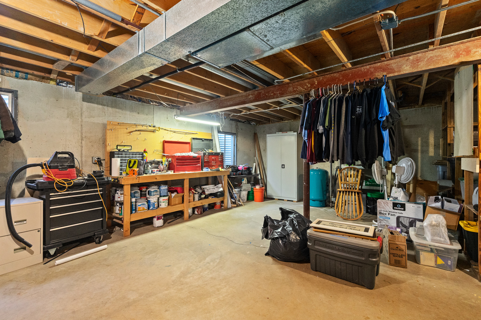 28W605 Barnes Avenue, West Chicago, IL 60185