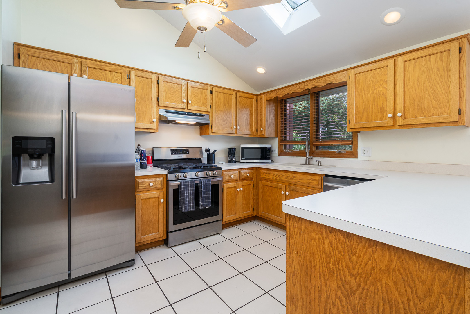 28W605 Barnes Avenue, West Chicago, IL 60185