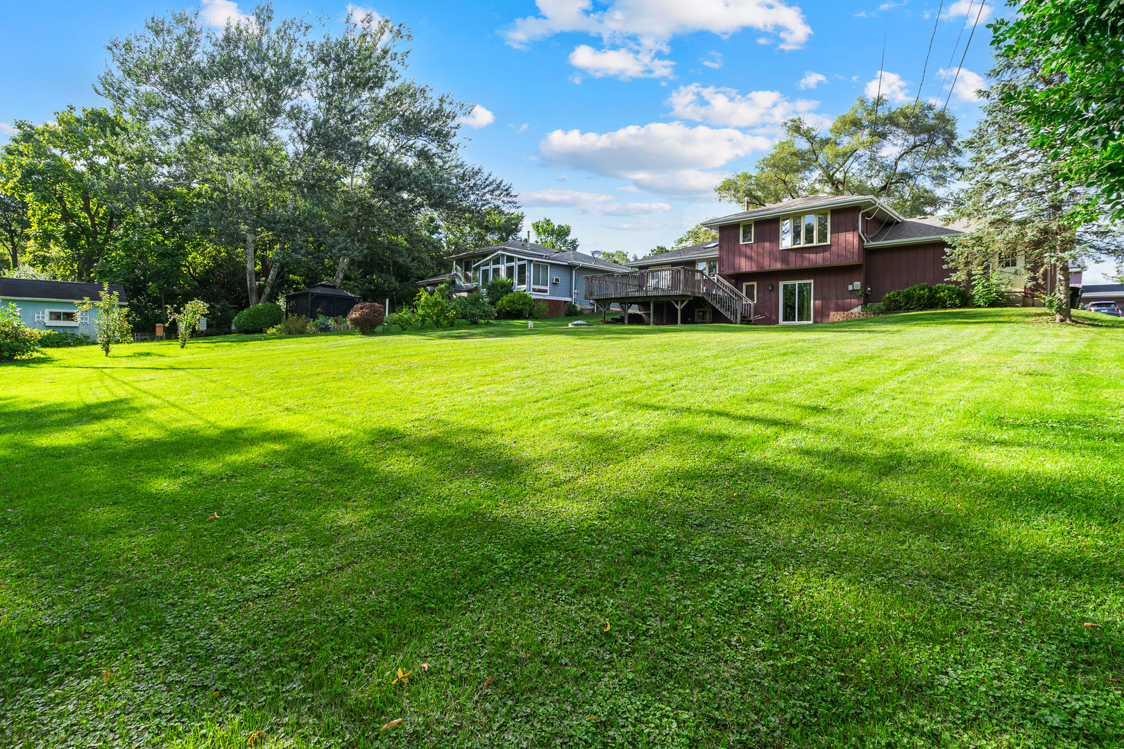 28W605 Barnes Avenue, West Chicago, IL 60185