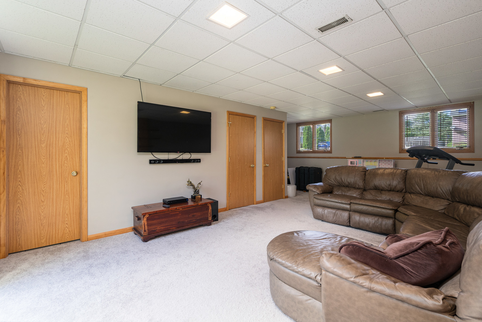 28W605 Barnes Avenue, West Chicago, IL 60185