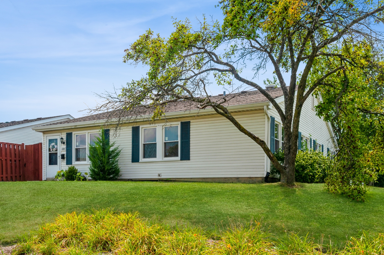 1886 Stockton Drive #1886, Hoffman Estates, IL 60169