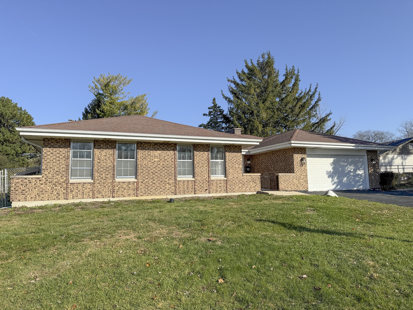 823 Bradoc Street, Chicago Heights, IL 60411