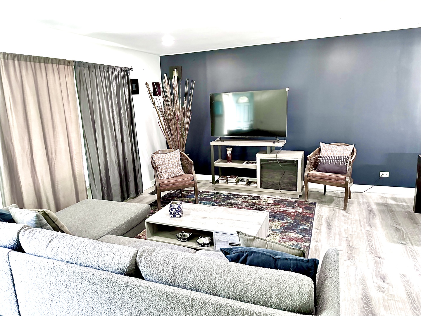 230 Delaware Drive, Bolingbrook, IL 60440