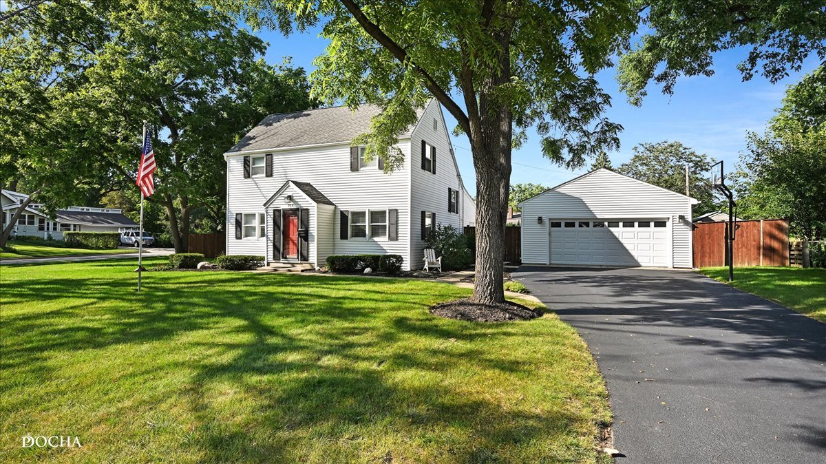236 W SUNSET Avenue, Lombard, IL 60148
