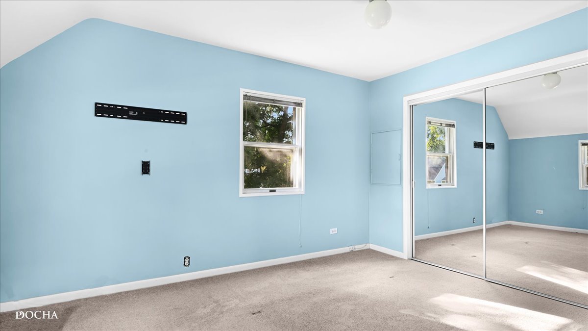236 W SUNSET Avenue, Lombard, IL 60148