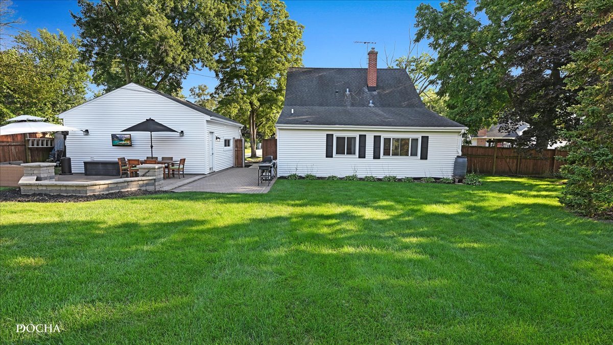 236 W SUNSET Avenue, Lombard, IL 60148