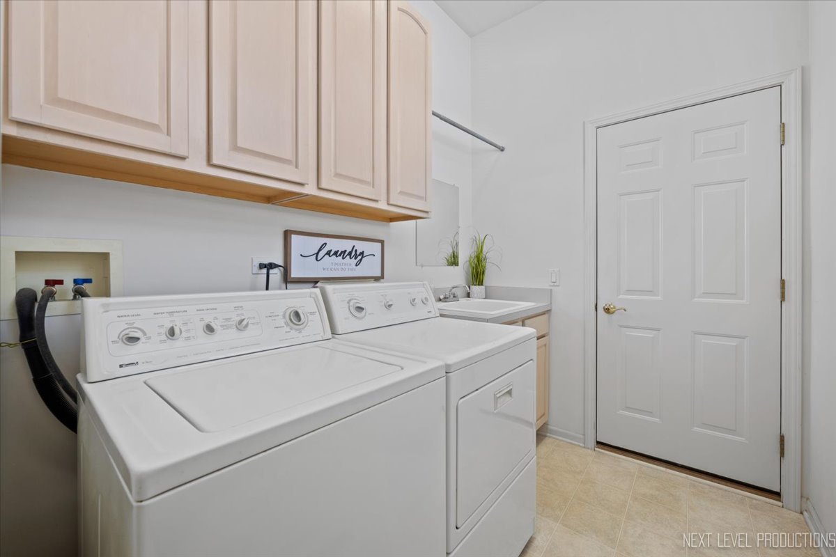 710 Sanctuary Lane, Joliet, IL 60435