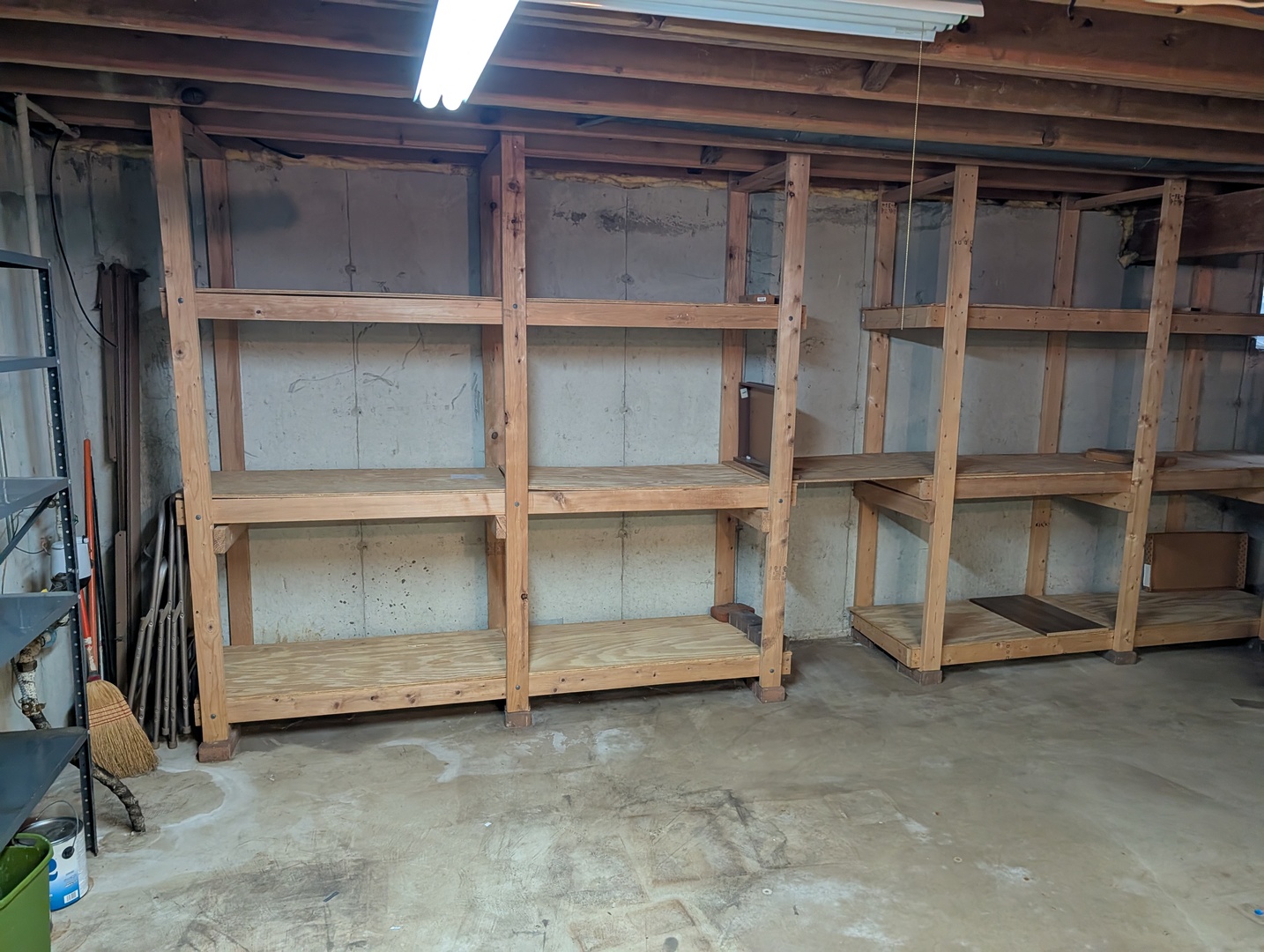 6620 Oak Tree Trail, Woodridge, IL 60517