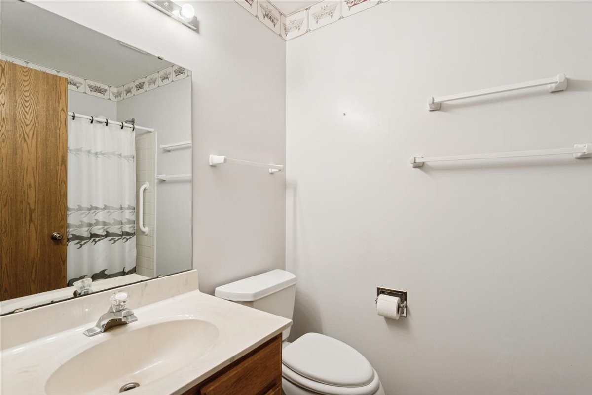 6620 Oak Tree Trail, Woodridge, IL 60517