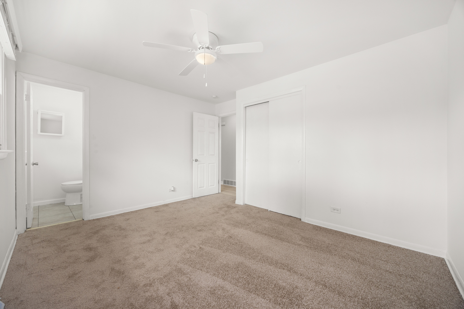 544 W 16th Place, Chicago Heights, IL 60411