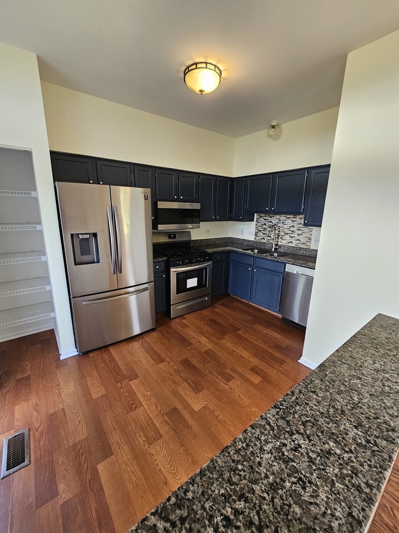 1139 Vail Court #1139, Naperville, IL 60540
