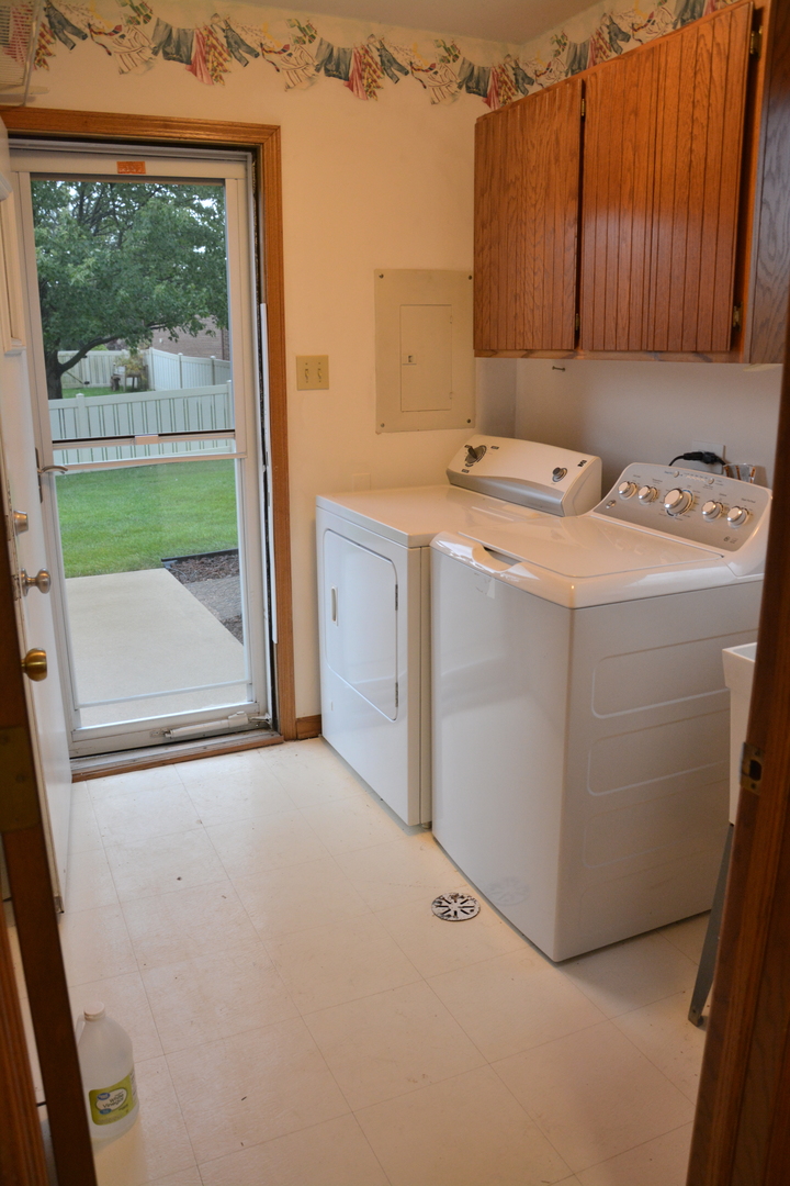 17155 Kamp Court #9, Tinley Park, IL 60487