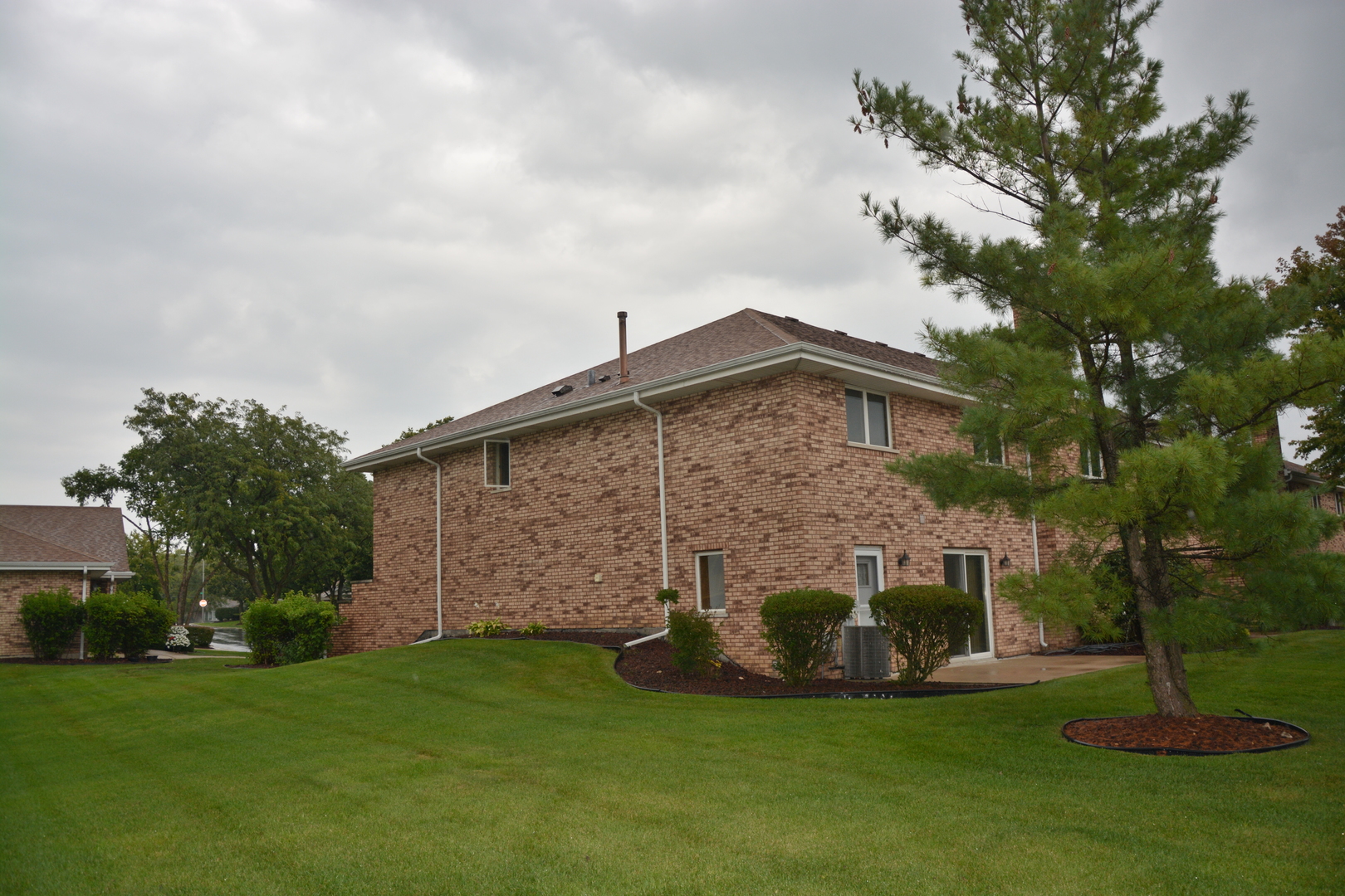 17155 Kamp Court #9, Tinley Park, IL 60487