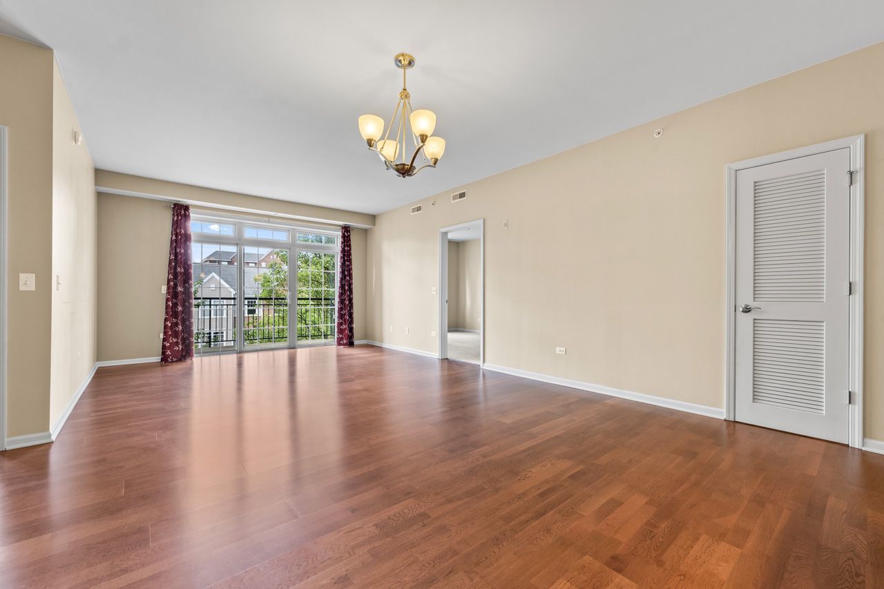 435 W Wood Street #402A, Palatine, IL 60067