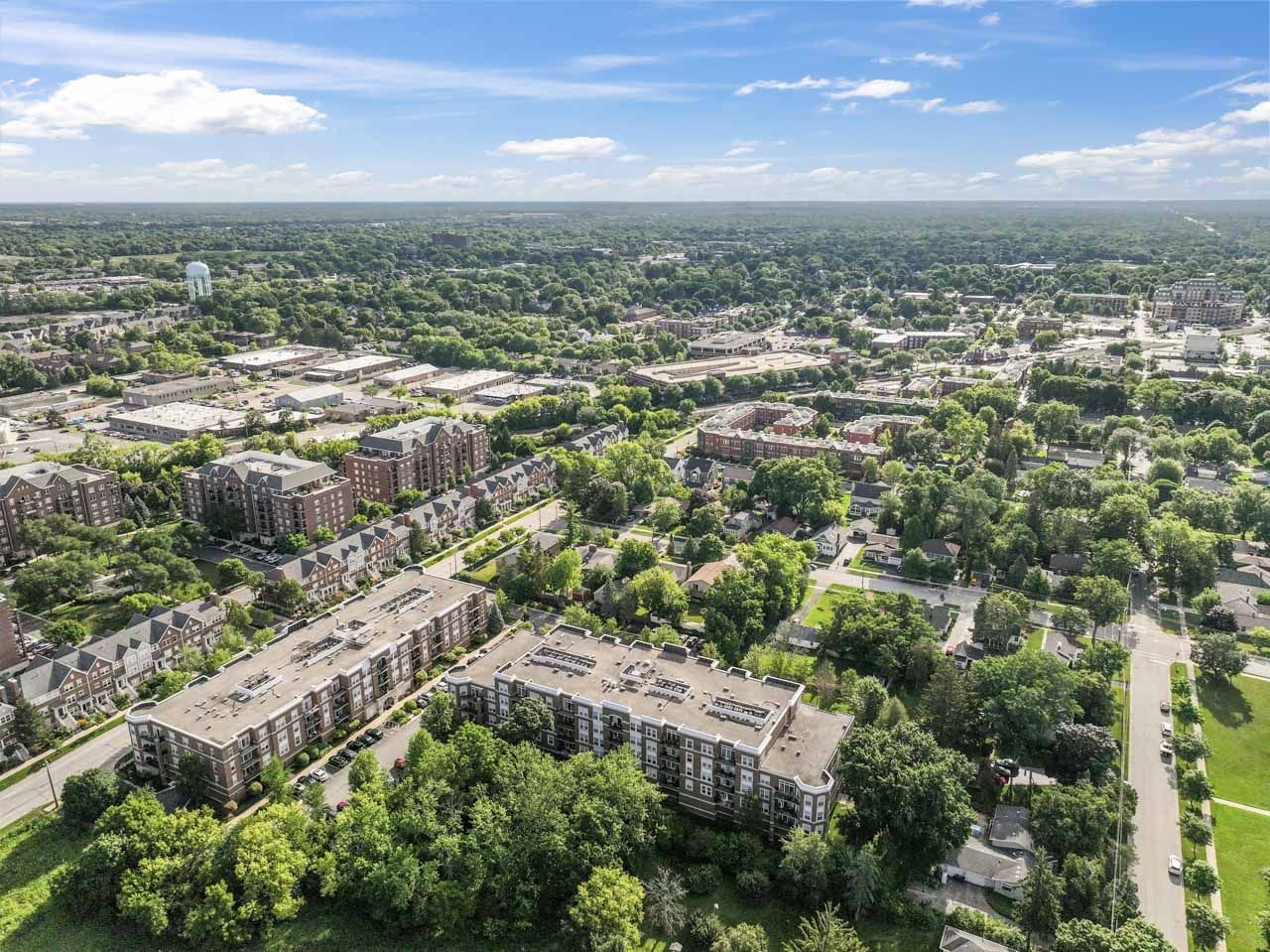 435 W Wood Street #402A, Palatine, IL 60067