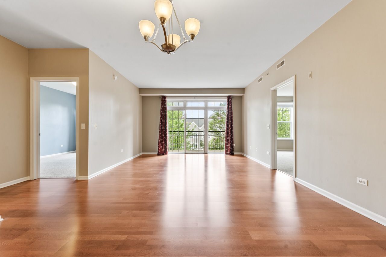 435 W Wood Street #402A, Palatine, IL 60067