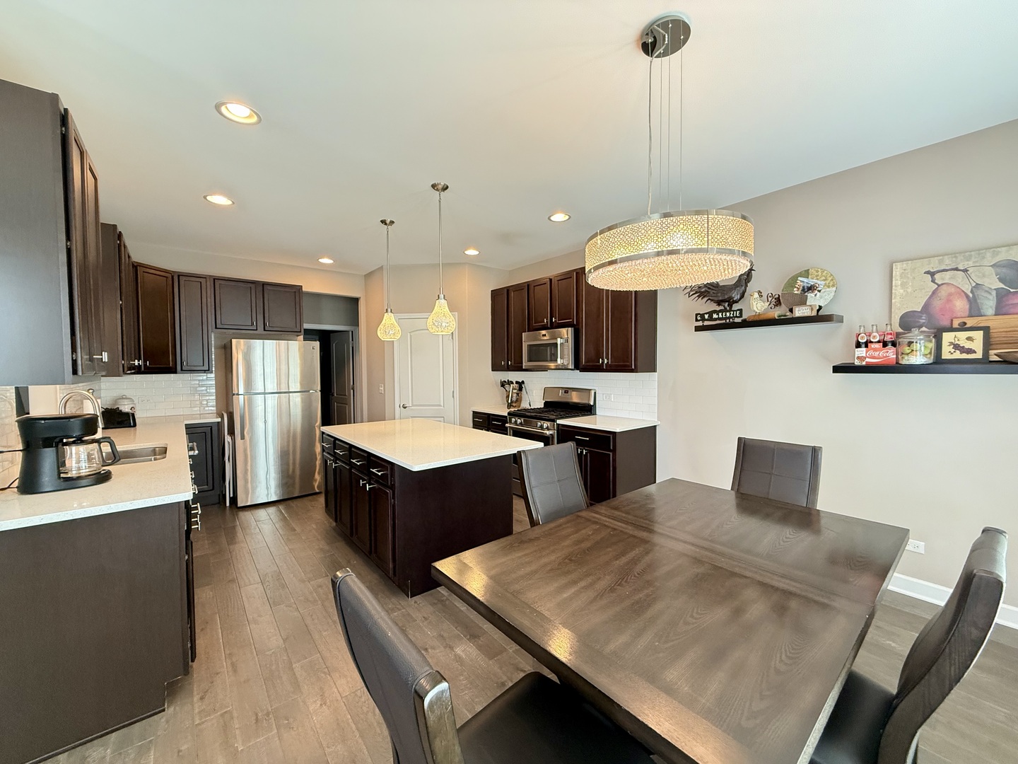 21053 Benjamin Drive, Shorewood, IL 60404