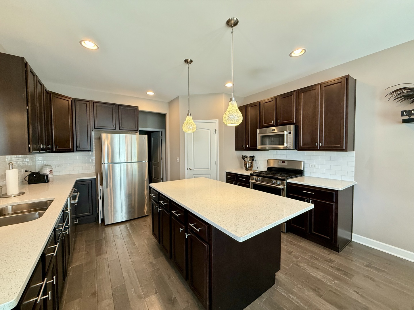 21053 Benjamin Drive, Shorewood, IL 60404