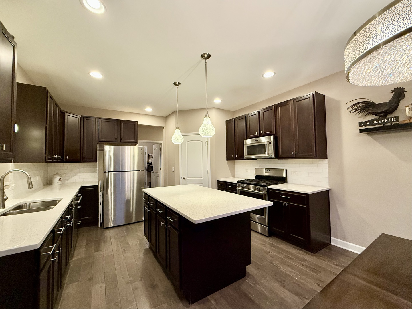 21053 Benjamin Drive, Shorewood, IL 60404