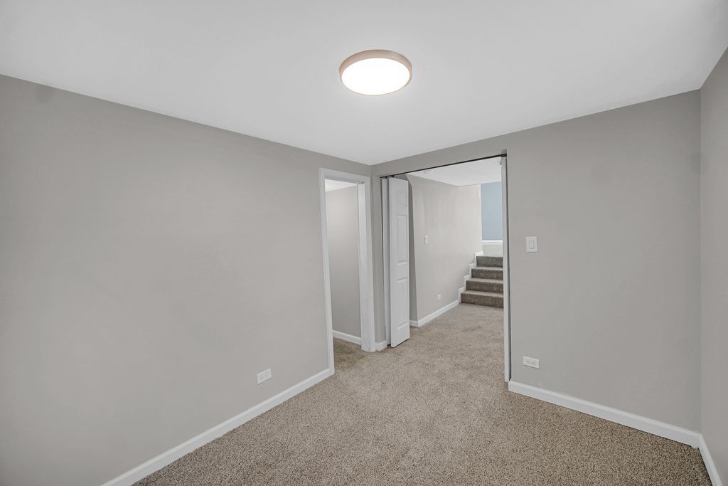 22456 yates Avenue, Sauk Village, IL 60411