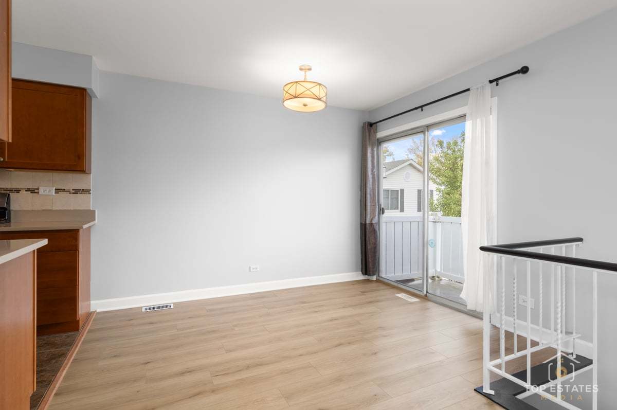 564 Willowcreek Court #0, Clarendon Hills, IL 60514