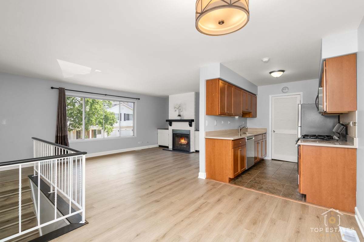 564 Willowcreek Court #0, Clarendon Hills, IL 60514