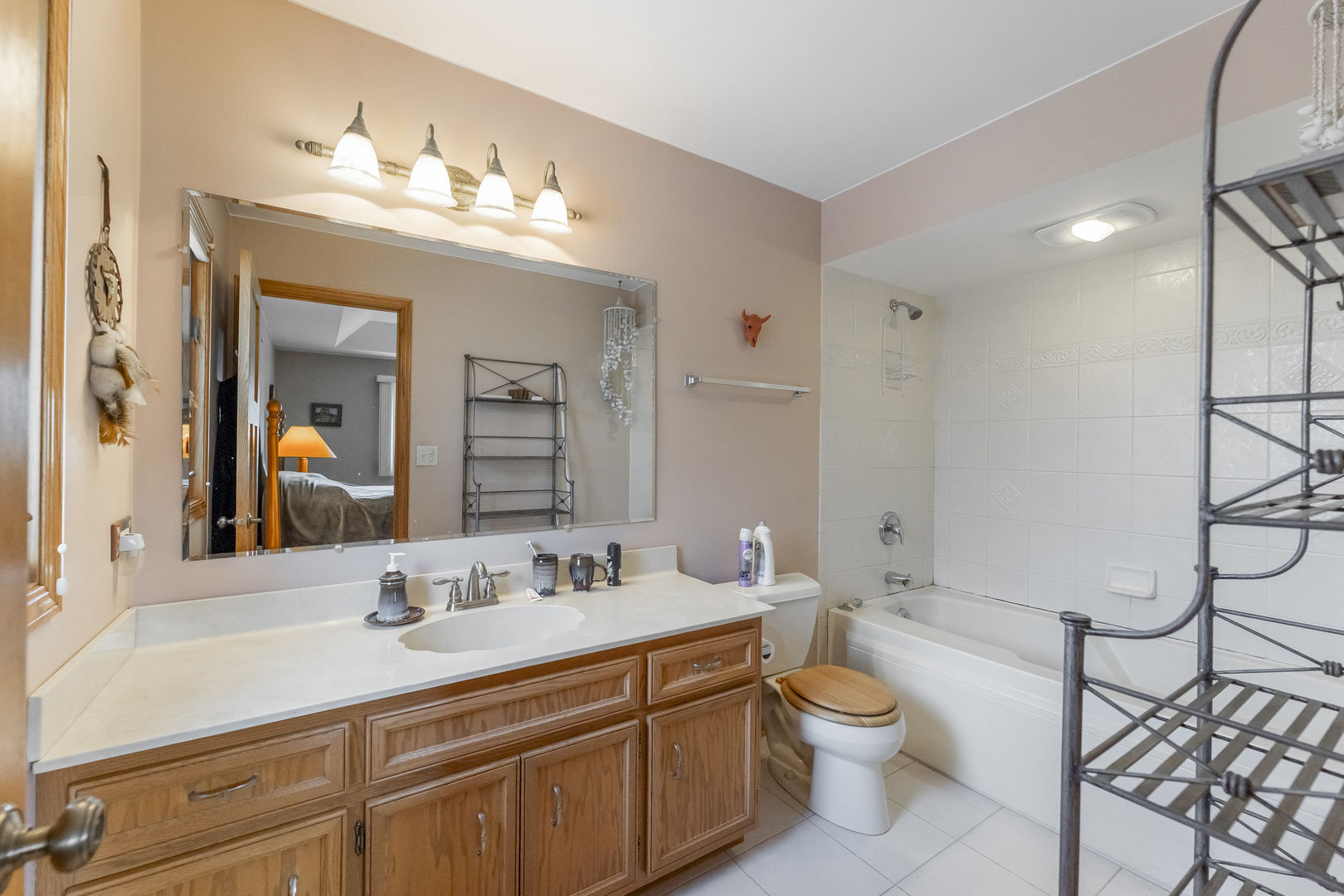 13017 W Hiawatha Drive, Homer Glen, IL 60491