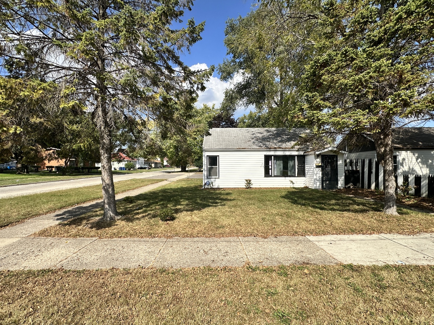 1228 20th Street, North Chicago, IL 60064