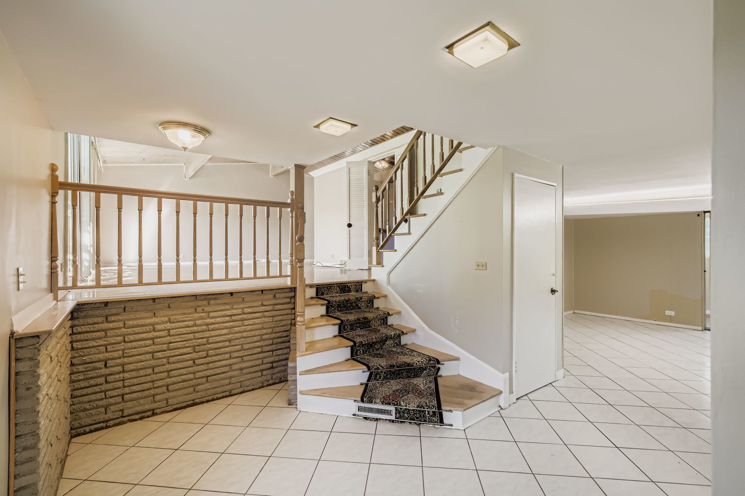 521 Michael Mnr, Glenview, IL 60025