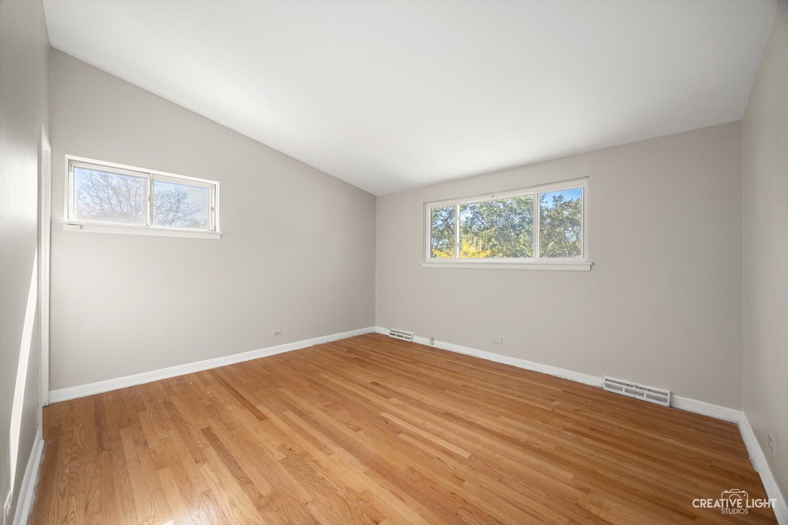 521 Michael Mnr, Glenview, IL 60025