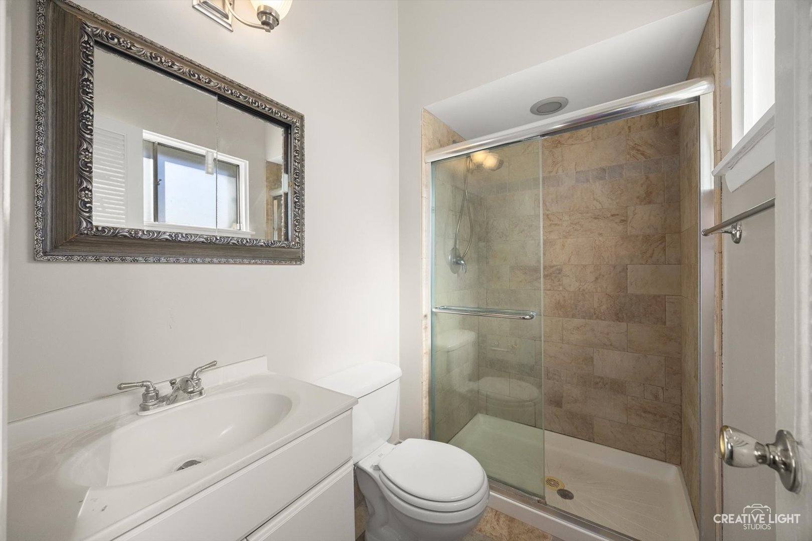 521 Michael Mnr, Glenview, IL 60025