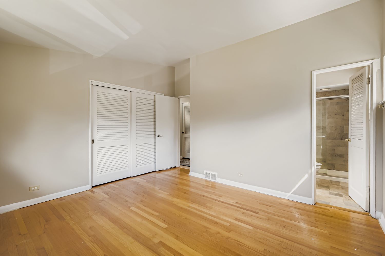 521 Michael Mnr, Glenview, IL 60025