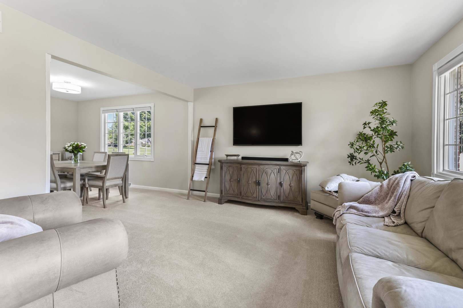 13766 W Deervalley Drive, Homer Glen, IL 60491