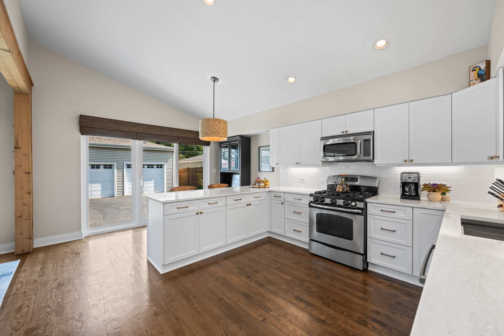 425 S Dryden Place, Arlington Heights, IL 60005